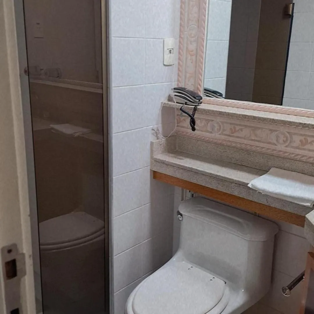 Hotel In Avenida Ibirapuera , Quarto Luxuoso , Custo Beneficio São Paulo Apartmán